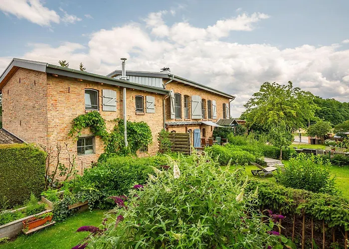 Backsteinhus, App Achterland